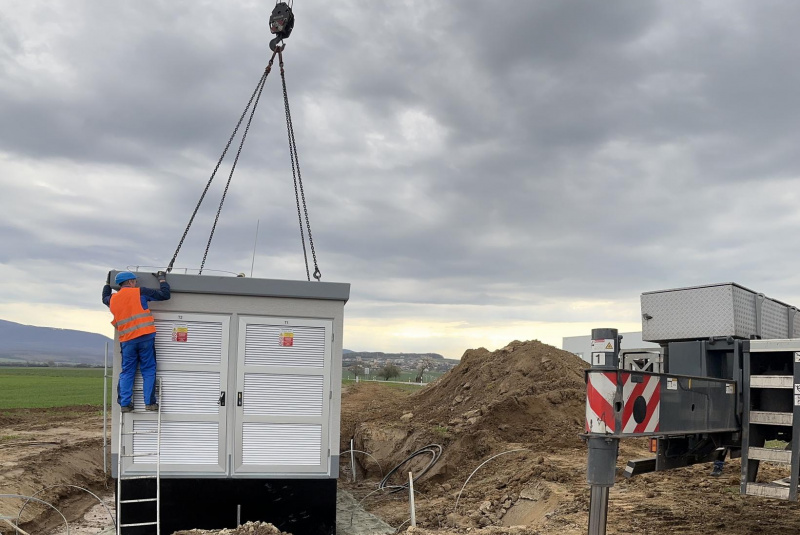 2023 / Vybudovanie inžinierskych sieti pre KN-C v k.u. Záborské s dodaním transformačnej stanice TS-Z s výkonom 1 x 1000 kVa  - foto