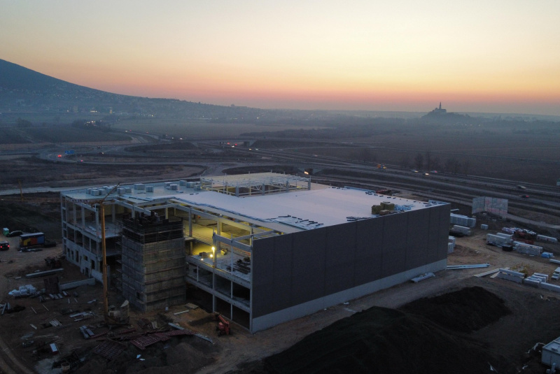 Aktuálne projekty / Obchodné centrum XXXLutz, Nitra - foto