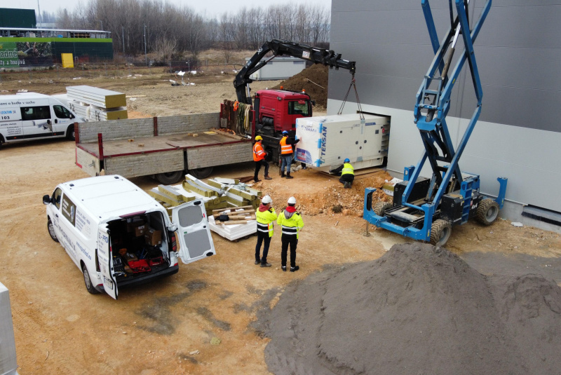 Aktuálne projekty / Obchodné centrum XXXLutz, Nitra - foto