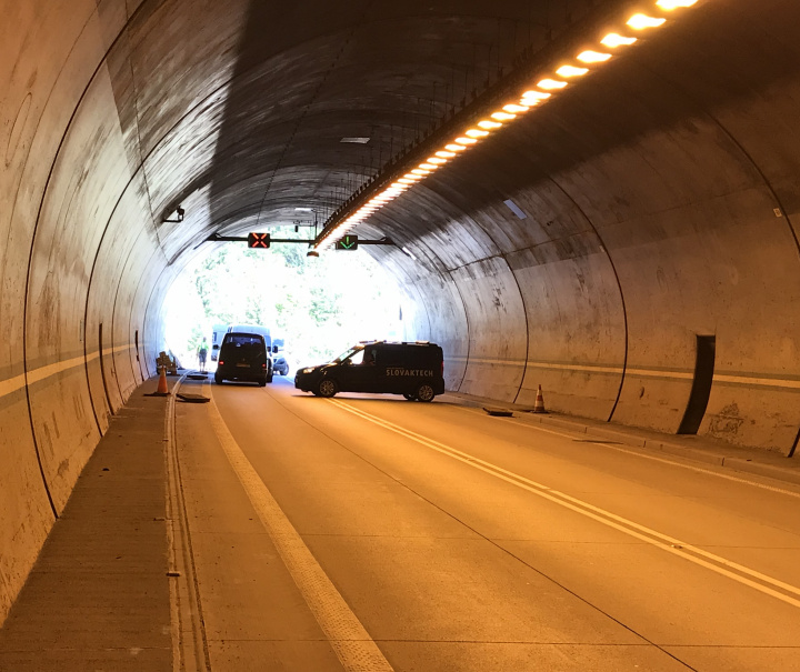 Modernizácia núdzového osvetlenia - Tunel Horelica