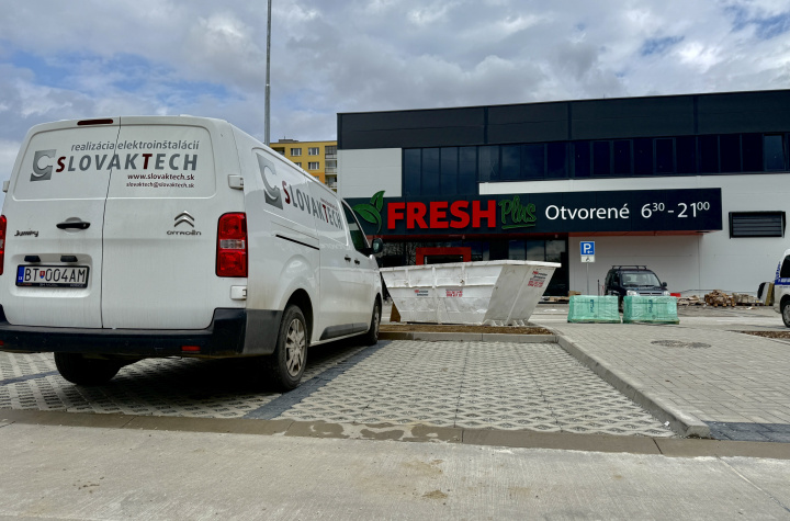 Obchodné centrum FRESH, Levočská Košice