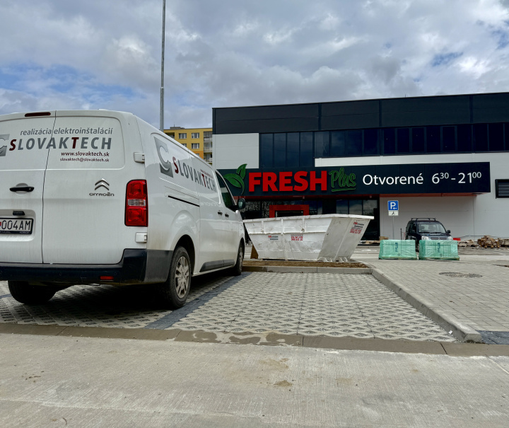 Obchodné centrum FRESH, Levočská Košice